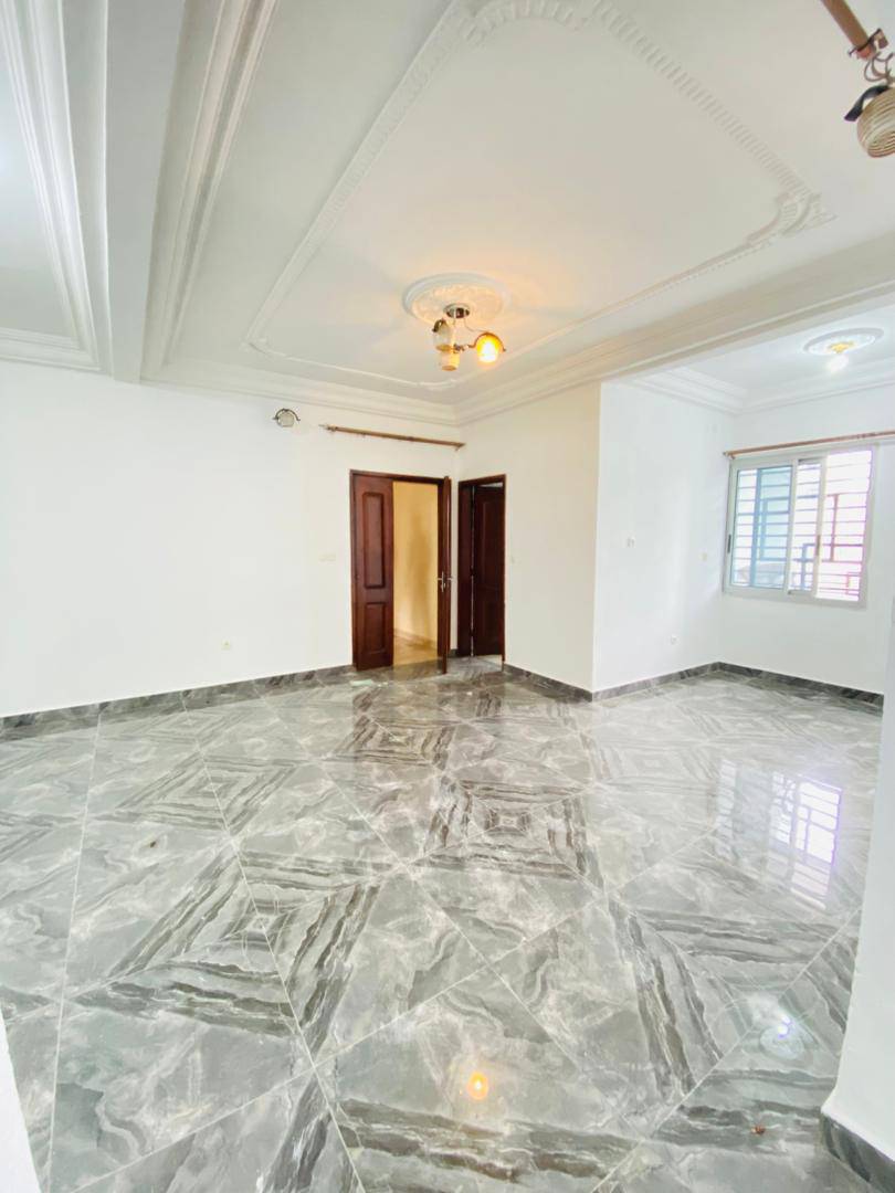 APPARTEMENT MODERNE STAFFÉ À LOUER À LOGBESSOU