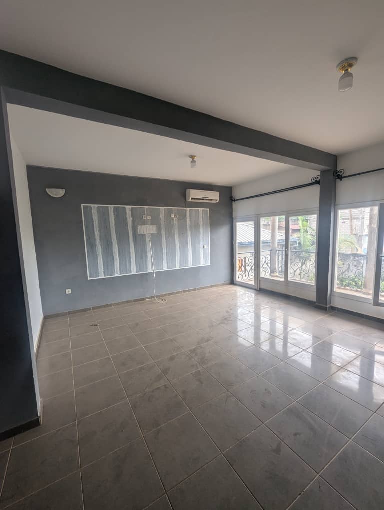 APPARTEMENTS HAUT STANDING À LOUER – ODZA (Auberge Bleue)