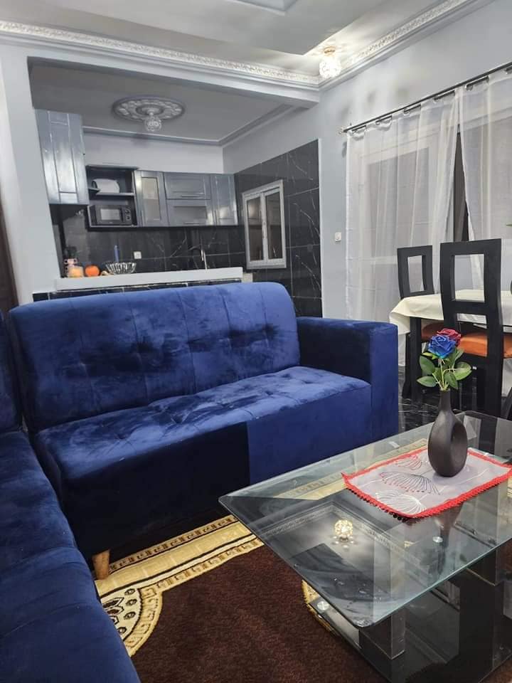 STUDIOS ET APPARTEMENTS MEUBLÉS HAUT STANDING – ÉTOUDI, YAOUNDÉ