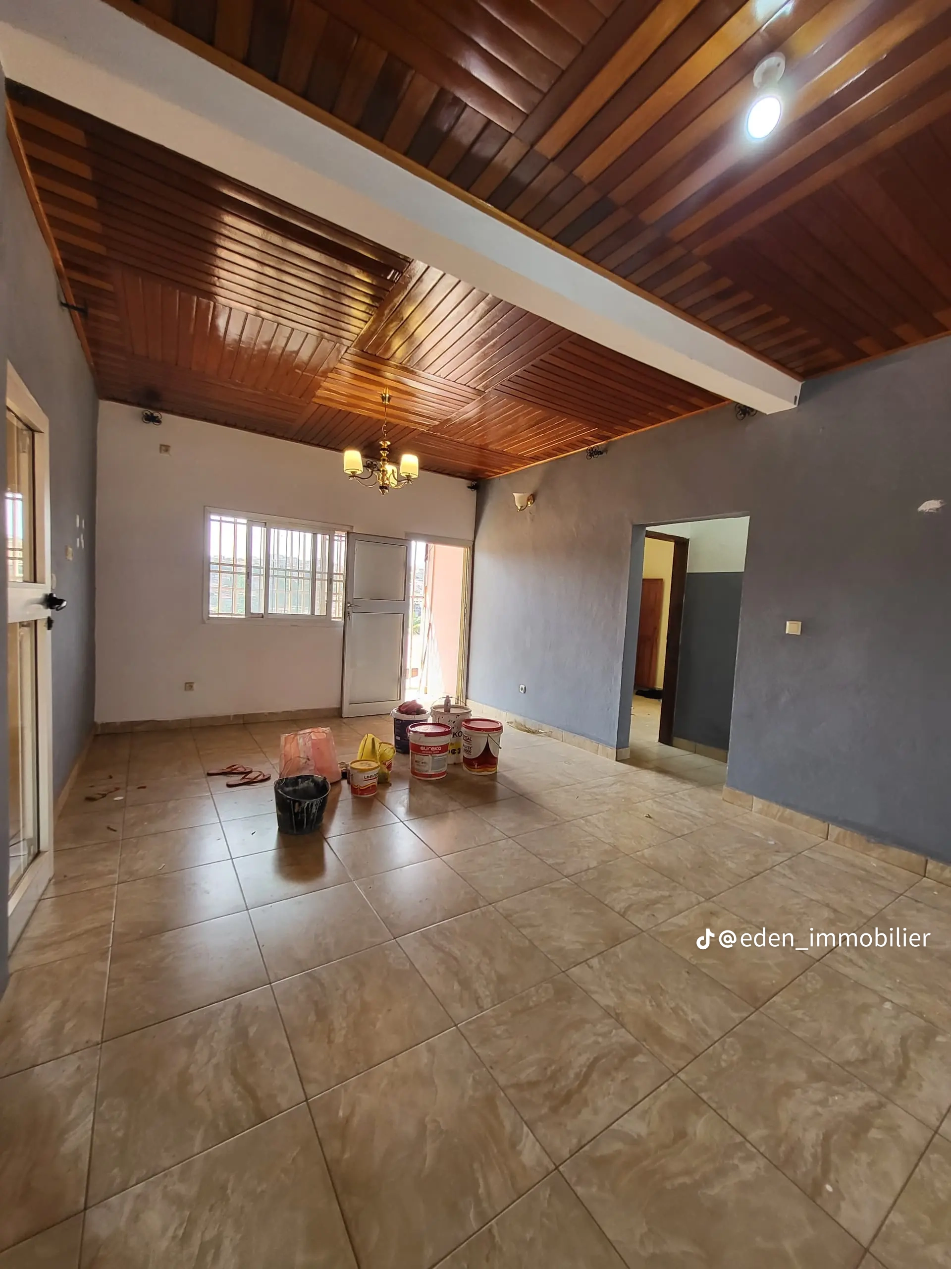 Appartement à louer situé à biyem-assi jouvence