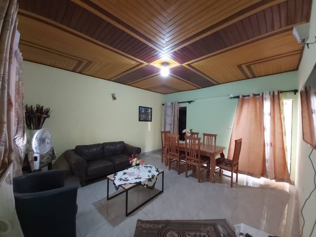 APPARTEMENT MEUBLÉ BON STANDING À LOUER – SIMBOCK