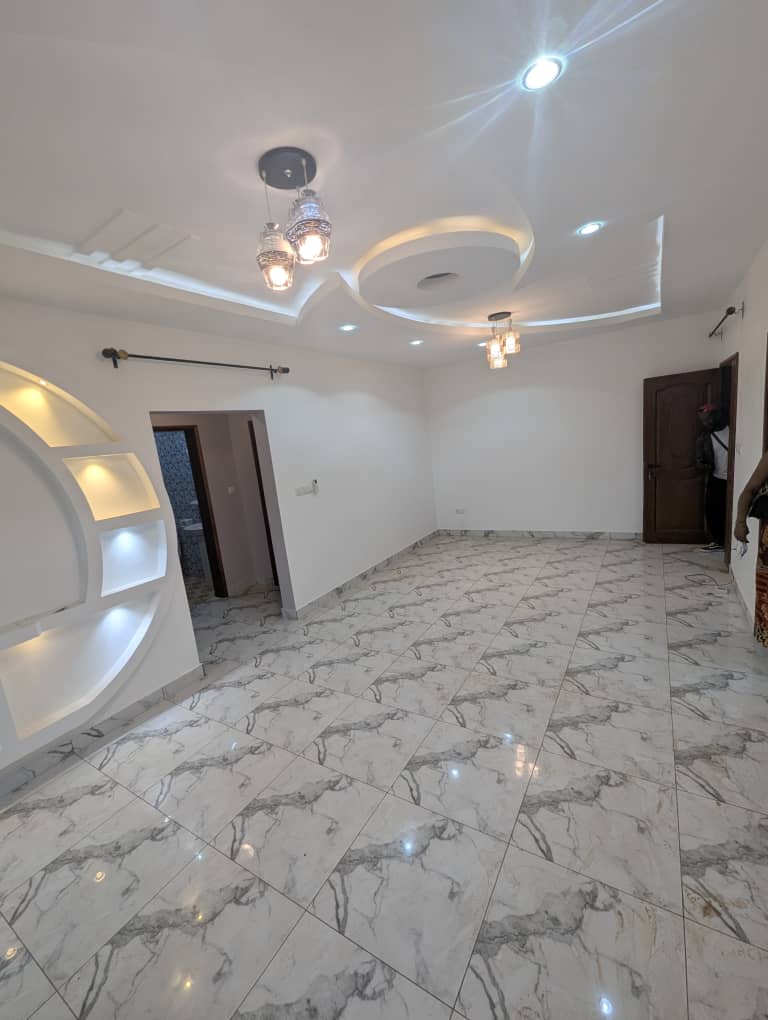 APPARTEMENT ORIGINAL HAUT STANDING À LOUER – NKOLANGA