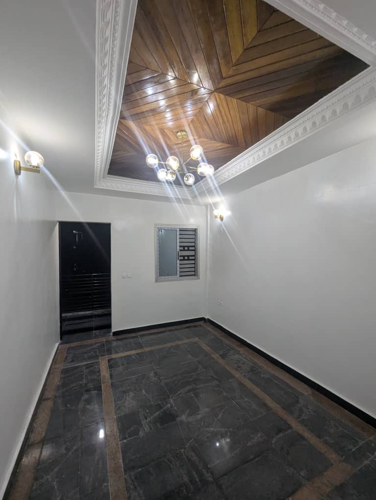 STUDIO BON STANDING NEUF À LOUER – NKOLBISSON