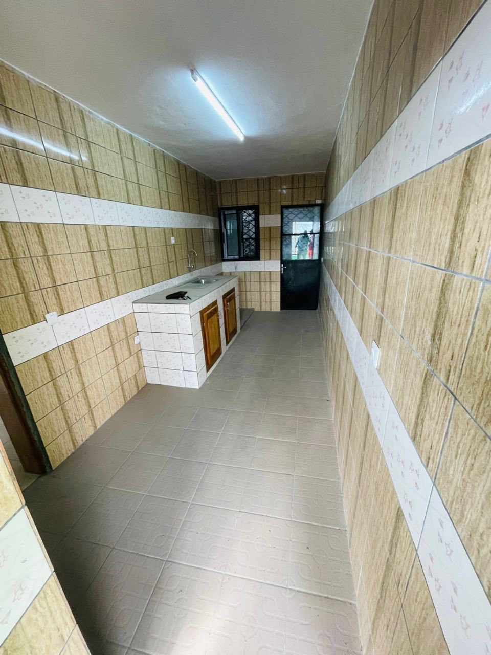 DOUALA – PK12 – APPARTEMENT MODERNE