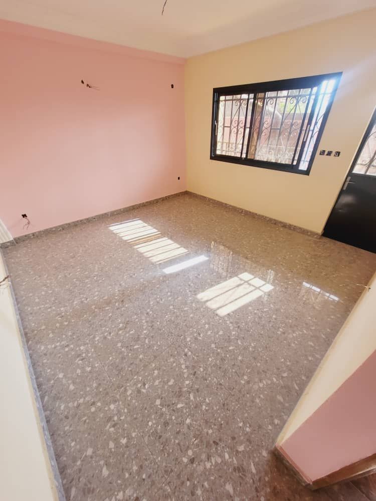 Yaoundé - Nkozoa – Studio moderne nouvellement construit